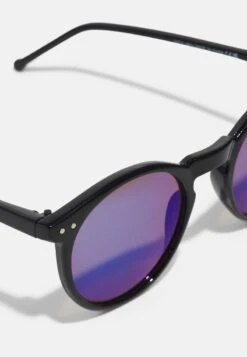 Pier One UNISEX - Sonnenbrille - Black/blue -Pier One Verkäufe 11f17cbd777a412ba39007dce293526f