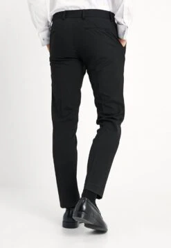 BASIC PLAIN BLACK TUX SUIT SLIM FIT - Anzug - Black -Pier One Verkäufe 1397473d5a3941158c97b906bf2a1966