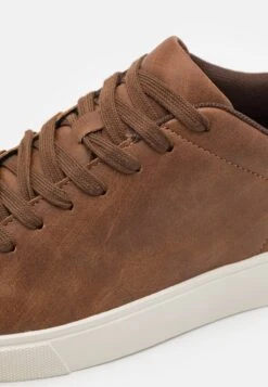 Pier One UNISEX - Sneaker Low - Cognac -Pier One Verkäufe 1ede9a8d3f614add9e57eb38fcd5178b