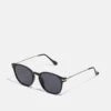 Pier One Sonnenbrille - Black 1 Pier One Sonnenbrille - Black -Pier One Verkäufe 3bd9163133864f3e834b2270c82874ff