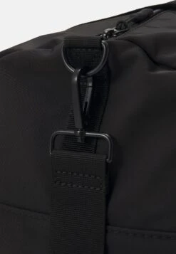 Pier One UNISEX - Sporttasche - Black -Pier One Verkäufe 698f1b29d6a44ddc92266edae733d03e