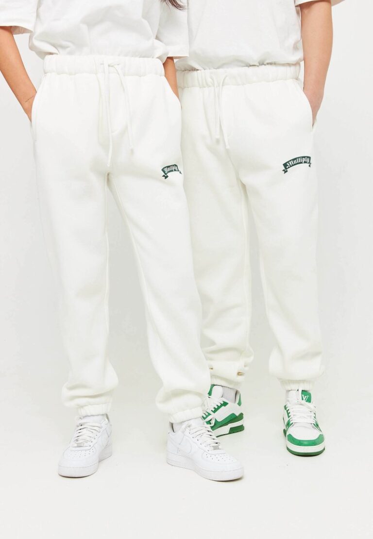 Pier One Verkäufe -Pier One Verkäufe 6e65266b8492439aa5a9f837b93fde14 1 768x1110 1