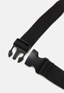 Pier One UNISEX - Gürteltasche - Black -Pier One Verkäufe 80cb2f0fe0cb40f6b34e6a262ef72974