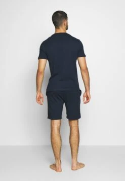 Pier One Nachtwäsche Set - Dark Blue 10 Pier One Nachtwäsche Set - Dark Blue -Pier One Verkäufe 8236540e5e7e4124b079f4534ae5b13b