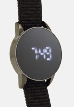 Pier One Digitaluhr - Black -Pier One Verkäufe 91a3416d7d044fd4b60c1ebc2246a5ec