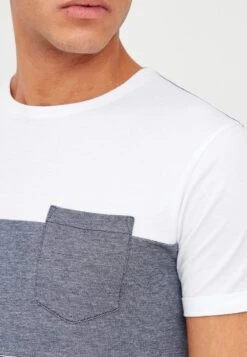 Indicode Jeans IDMORLER - T-Shirt Print - Off-white -Pier One Verkäufe a476129a8a524809a5c32a5e48848323