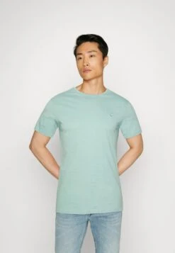 Pier One 5 PACK - T-Shirt Basic - Mottled Blue/light Green/off-white 13 Pier One 5 PACK - T-Shirt Basic - Mottled Blue/light Green/off-white -Pier One Verkäufe a860309a8a4e4663bcbed72cc86372f3