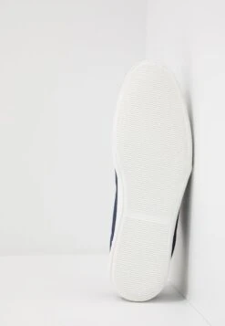 Pier One UNISEX - Sneaker Low - Dark Blue -Pier One Verkäufe e752f9ad01314be7869db9ae10f02a5b