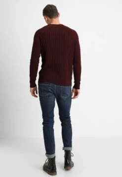 Pier One Strickpullover - Mottled Bordeaux 10 Pier One Strickpullover - Mottled Bordeaux -Pier One Verkäufe fc1817f3db34423ca2bcccf59d46c923